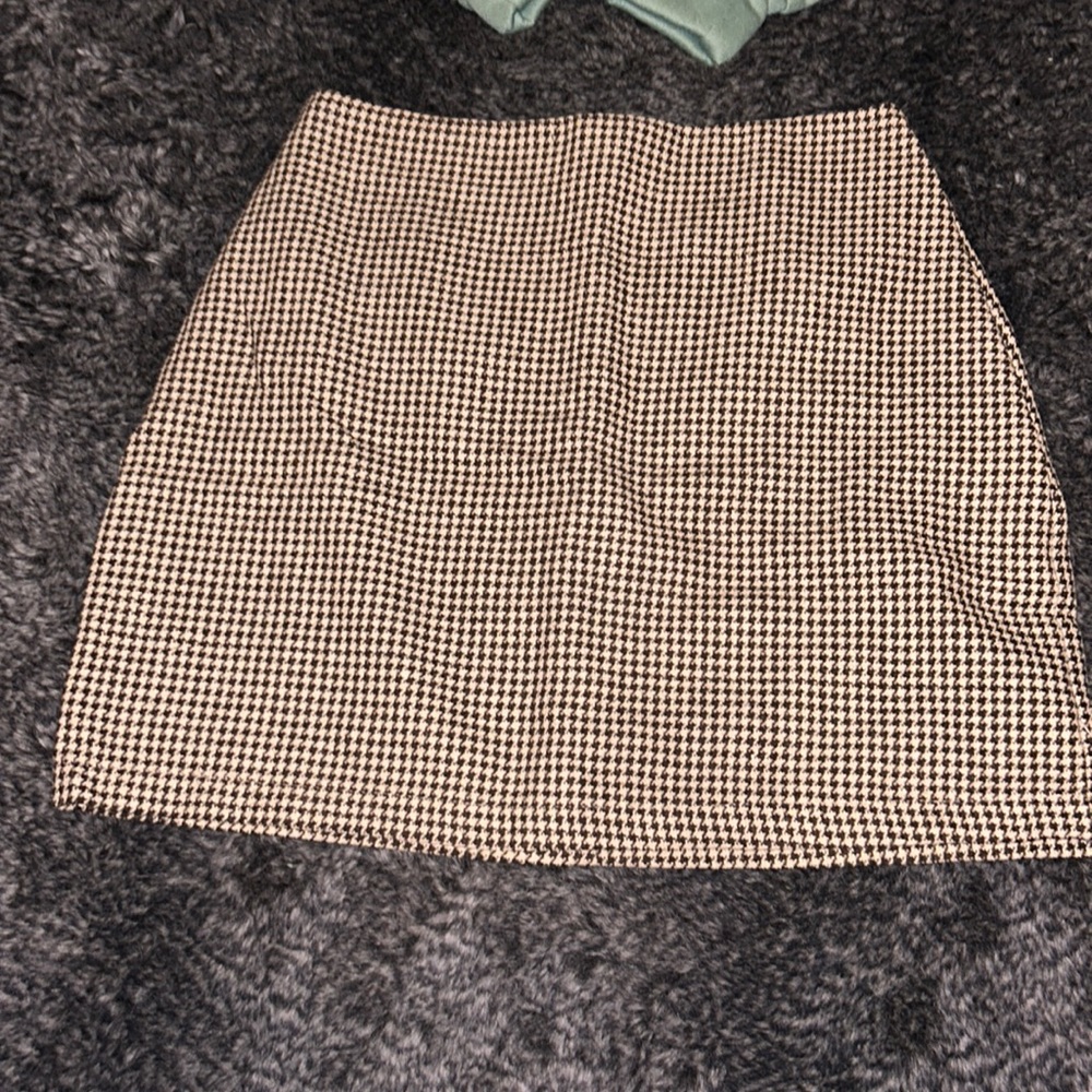 Houndstooth Mini Skirt